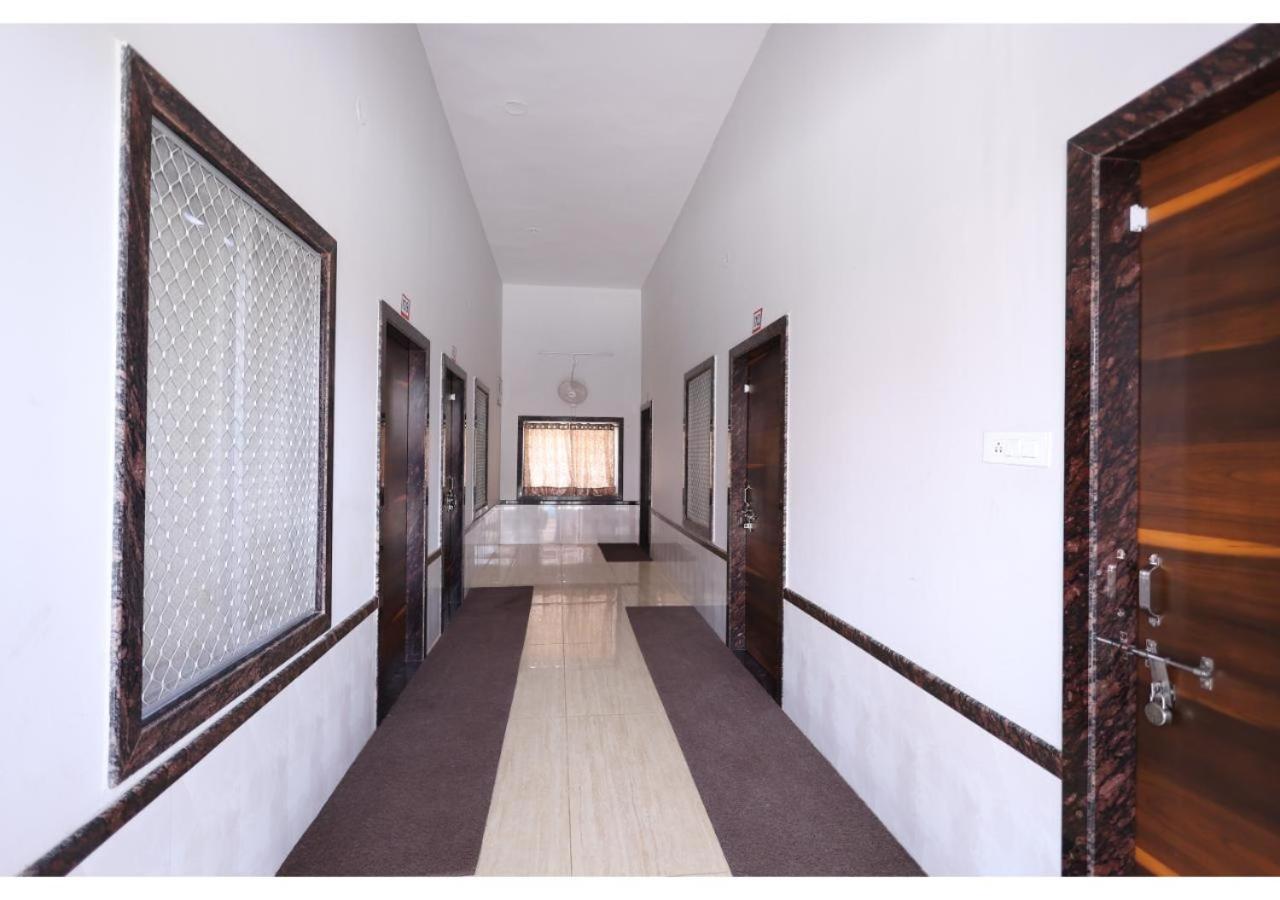 Hotel Goyal Bhawan Khātu Zewnętrze zdjęcie